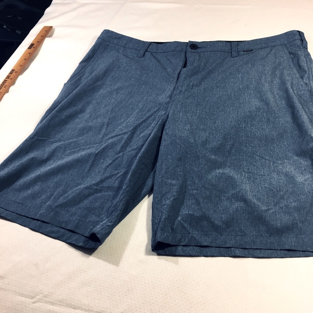 Hurley shorts size 38